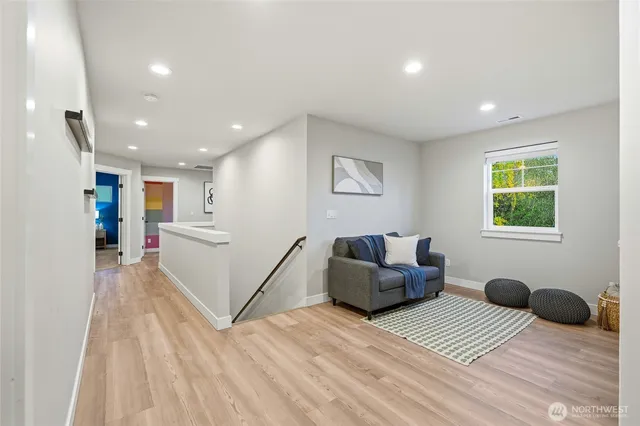 $1,100,000 | 18916 10th Drive Southeast, Bothell, WA 98012