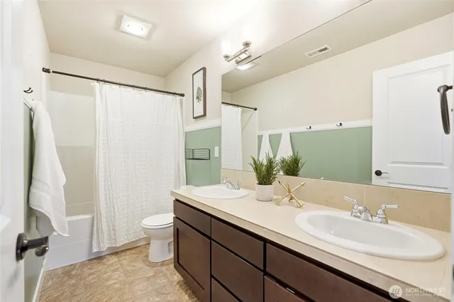 $1,100,000 | 18916 10th Drive Southeast, Bothell, WA 98012