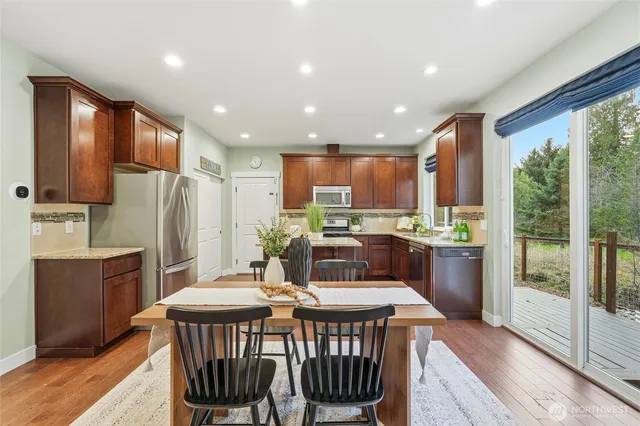 $1,100,000 | 18916 10th Drive Southeast, Bothell, WA 98012