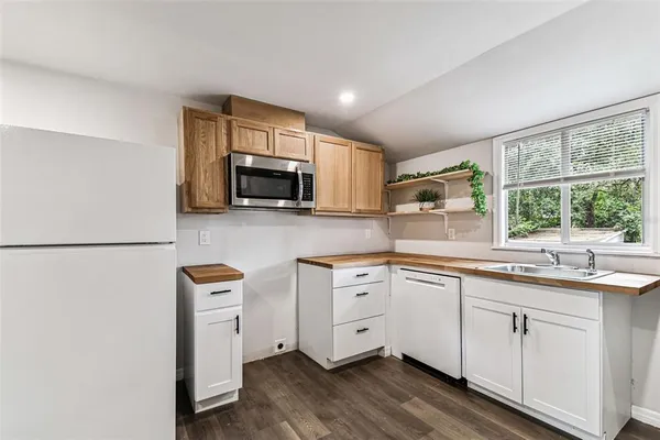 $1,380 | 1006 East 26th Avenue, Unit 2, Tampa, FL 33605