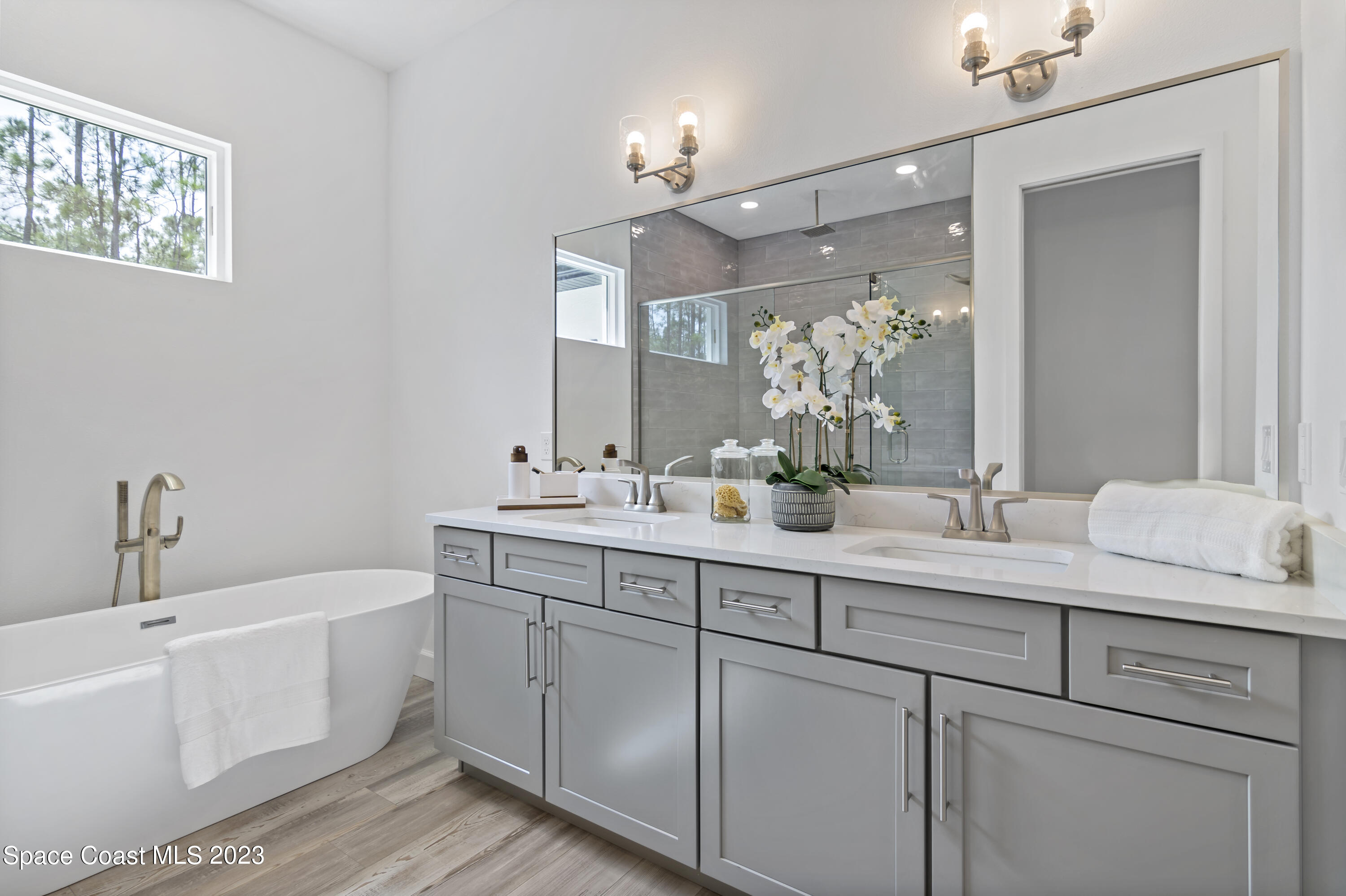 3230 Pheasant Trail Mims, FL 32754 - Photo 30 of 65 Master bathroom