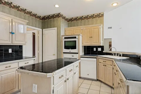 $525,000 | 304 Kahala Drive, Dallas, TX 75218