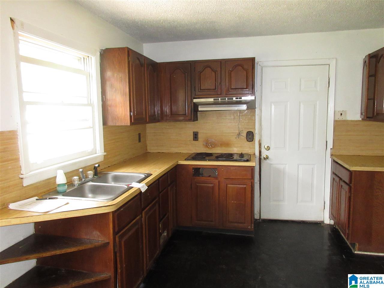 836 Glen Ridge Drive Fairfield, AL 35064 - Photo 8 of 8