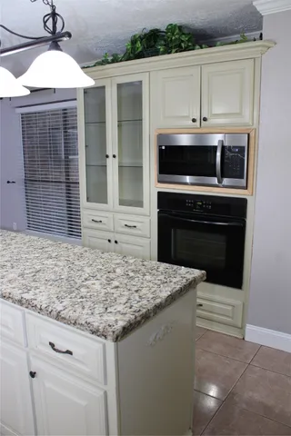 $2,200 | 15910 Boatswain Court, Crosby, TX 77532