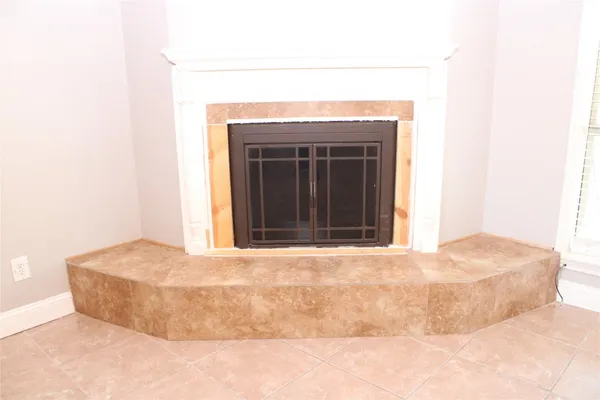 $2,100 | 15910 Boatswain Court, Crosby, TX 77532