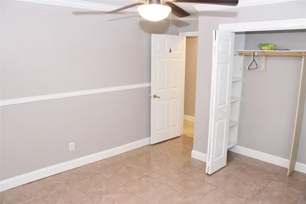 $2,200 | 15910 Boatswain Court, Crosby, TX 77532