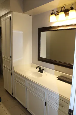 $2,200 | 15910 Boatswain Court, Crosby, TX 77532