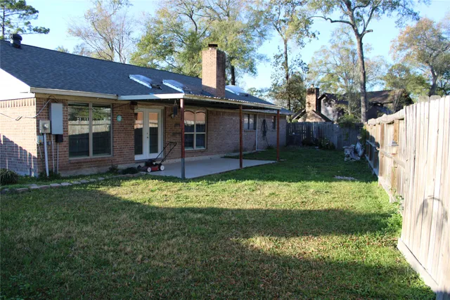 $2,200 | 15910 Boatswain Court, Crosby, TX 77532