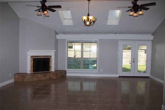 $2,200 | 15910 Boatswain Court, Crosby, TX 77532