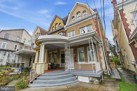 a view of a house with a outdoor space