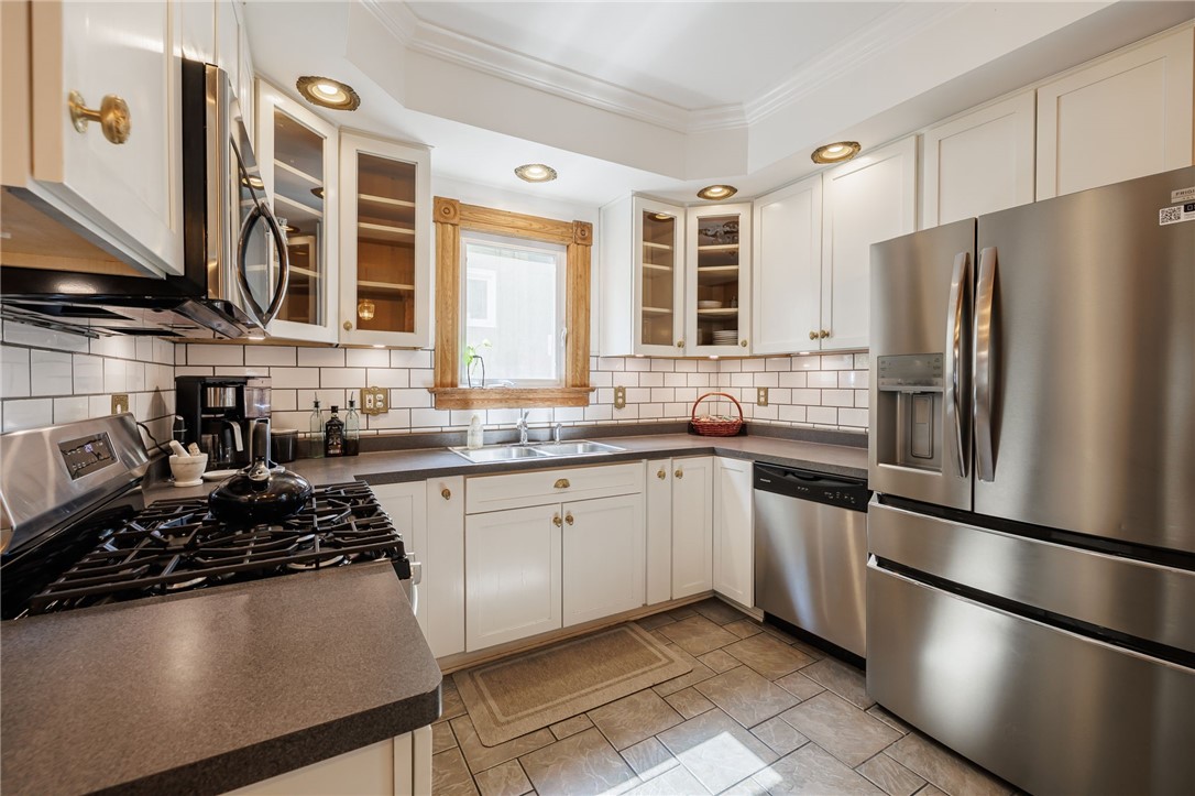 45 Rosedale Street Rochester, NY 14620 - Photo 18 of 47