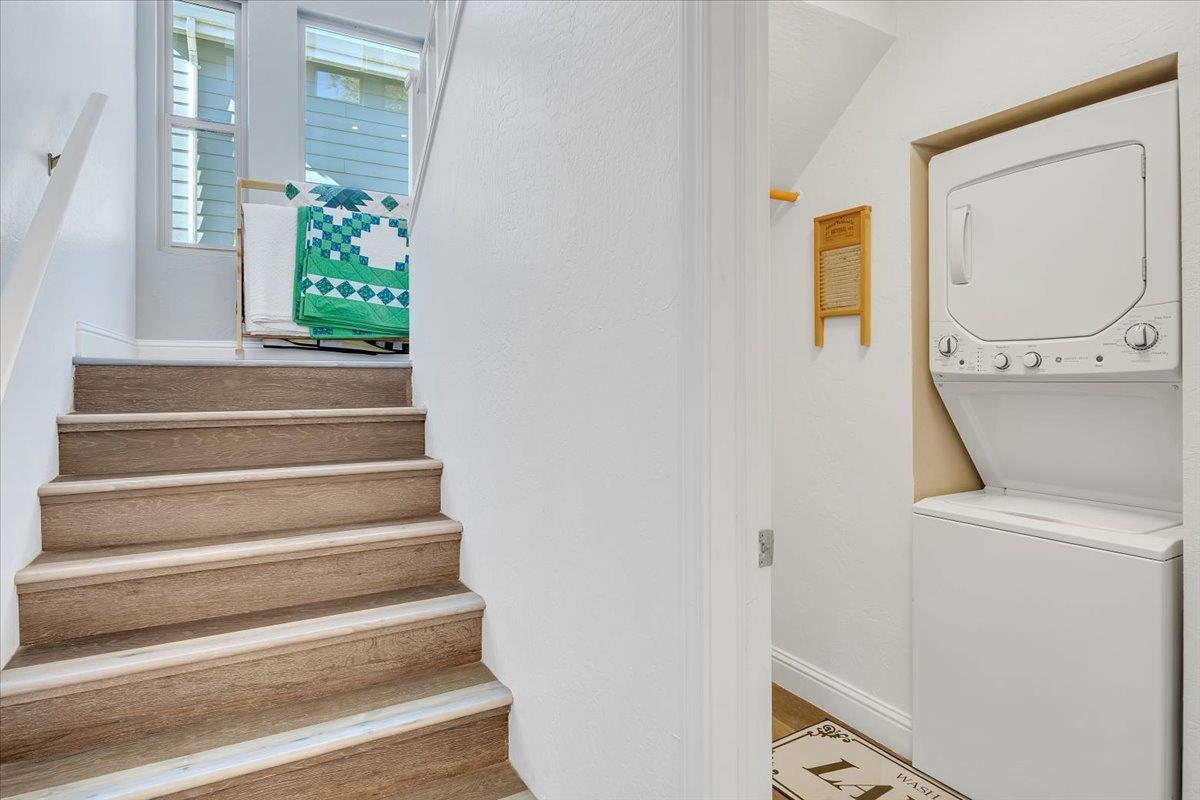 816 Foothill Road Copperopolis, CA 95228 - Photo 45 of 99 Convenient laundry with washer/dryer included. Space behind in the storage area to expand the laundry space too!