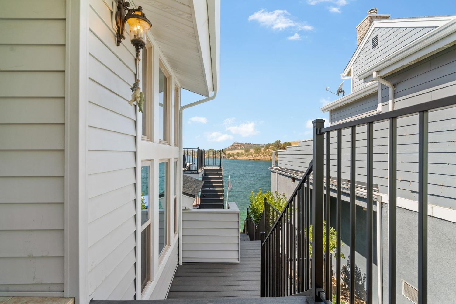 816 Foothill Road Copperopolis, CA 95228 - Photo 7 of 99 Your dream home awaits!