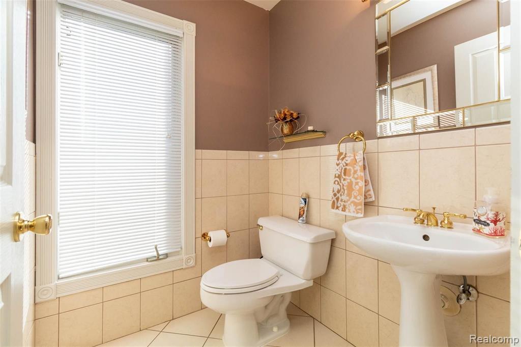 3878 Donaldson Road Rochester Hills, MI 48307 - Photo 31 of 41