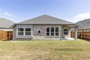 $2,400 | 619 Creekview Lane, Lavon, TX 75166