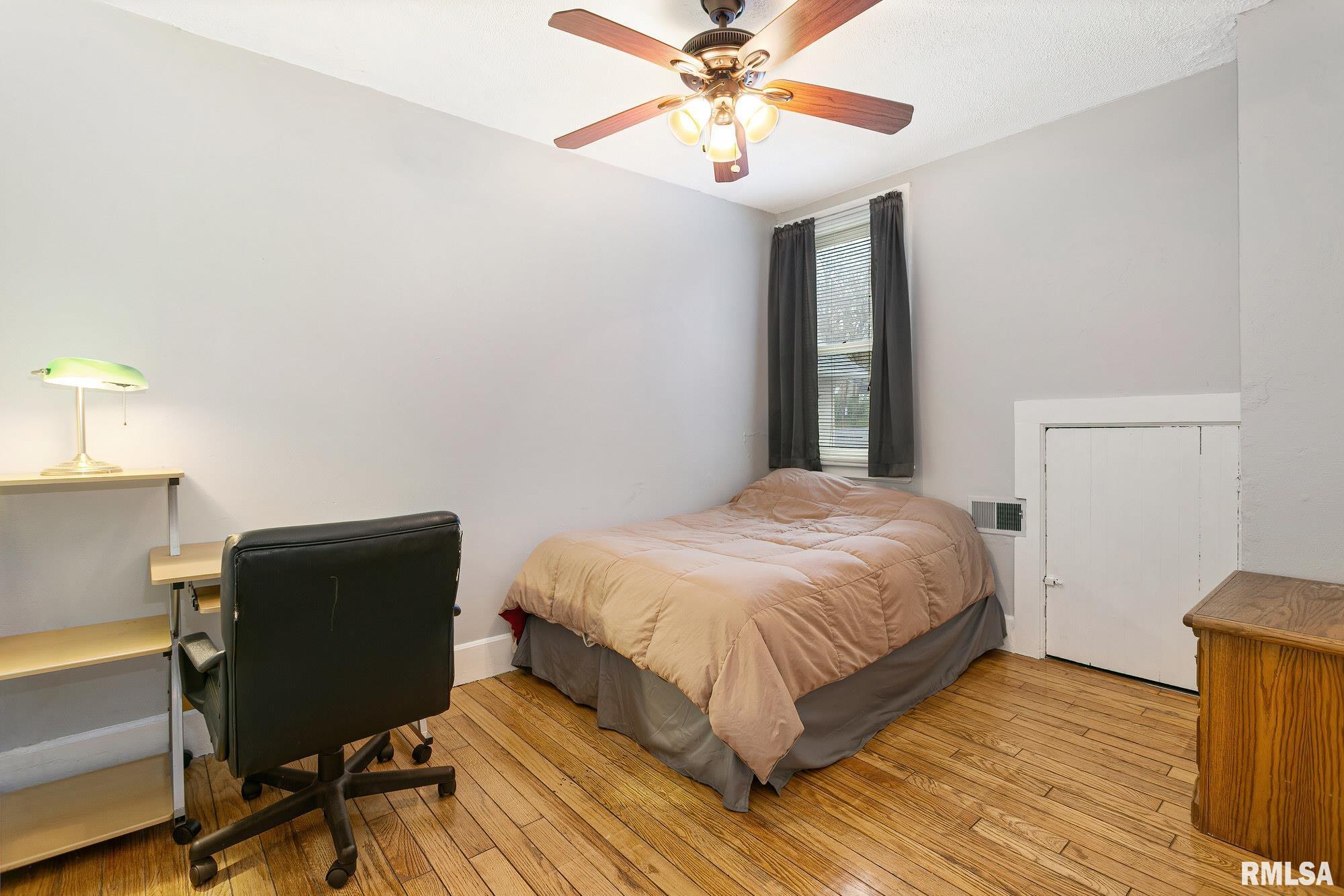 1411 Jersey Ridge Road Davenport, IA 52803 - Photo 18 of 25