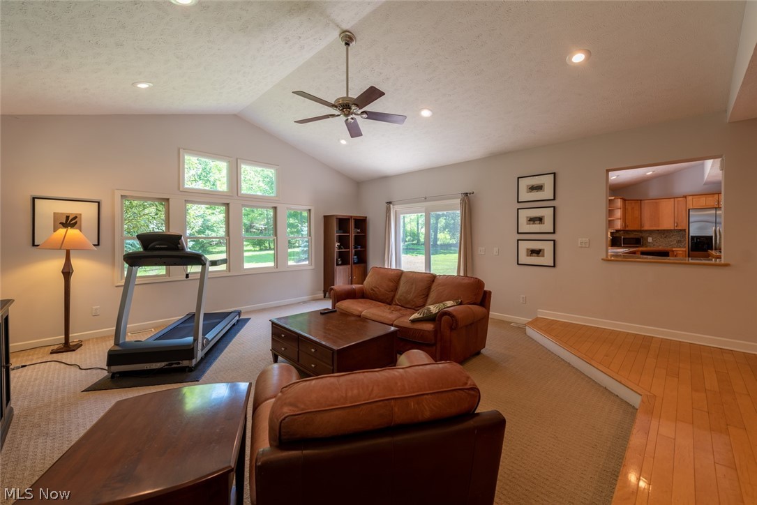 3289 Old Brainard Road Pepper Pike, OH 44124 - Photo 14 of 35