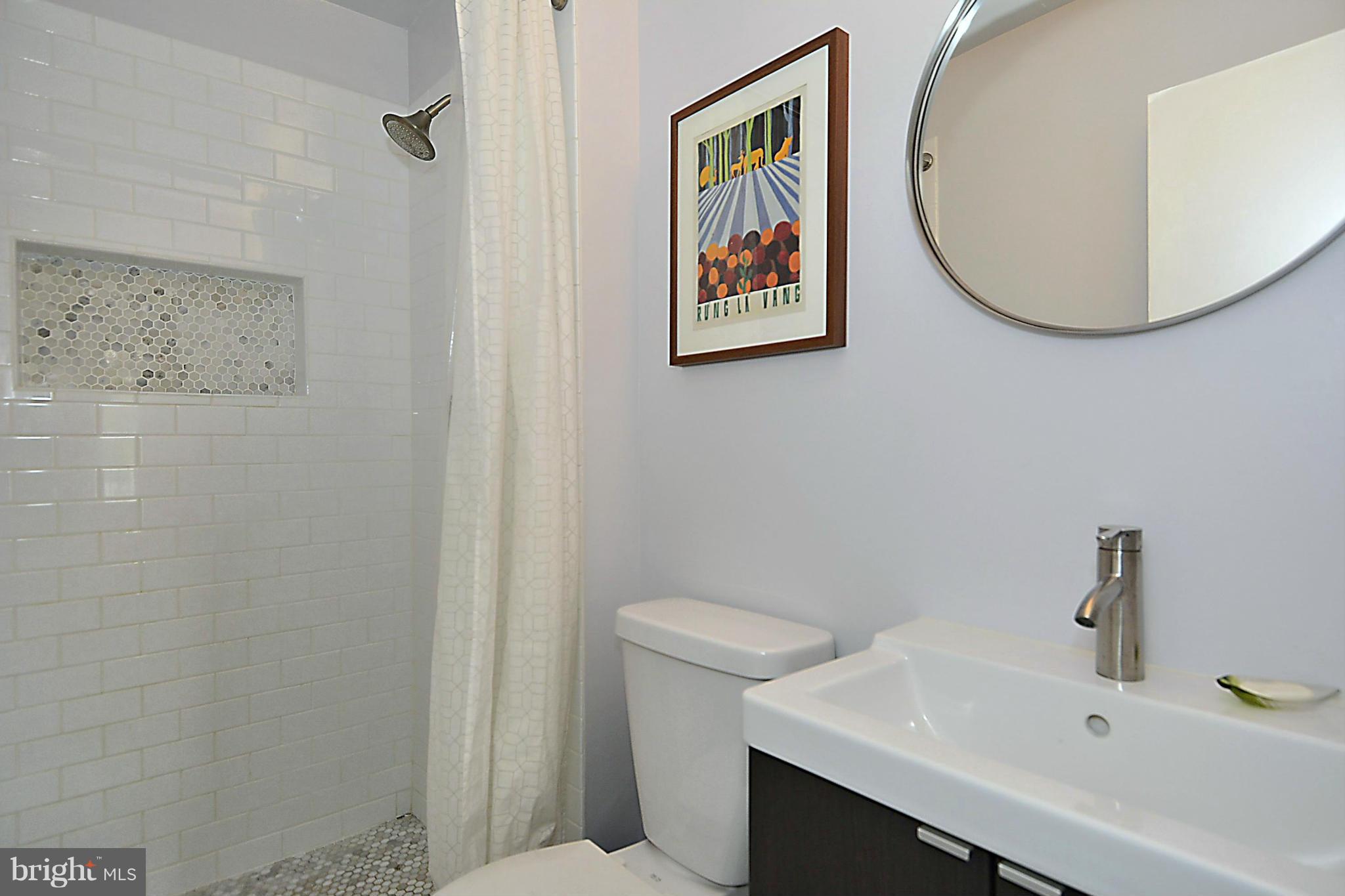 9139 September Lane Silver Spring, MD 20901 - Photo 19 of 30 Bath (Master)