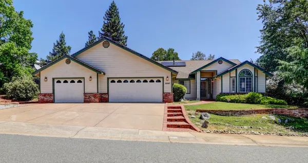 $459,000 | 3097 Butterfly Lane, Shasta Lake, CA 96019