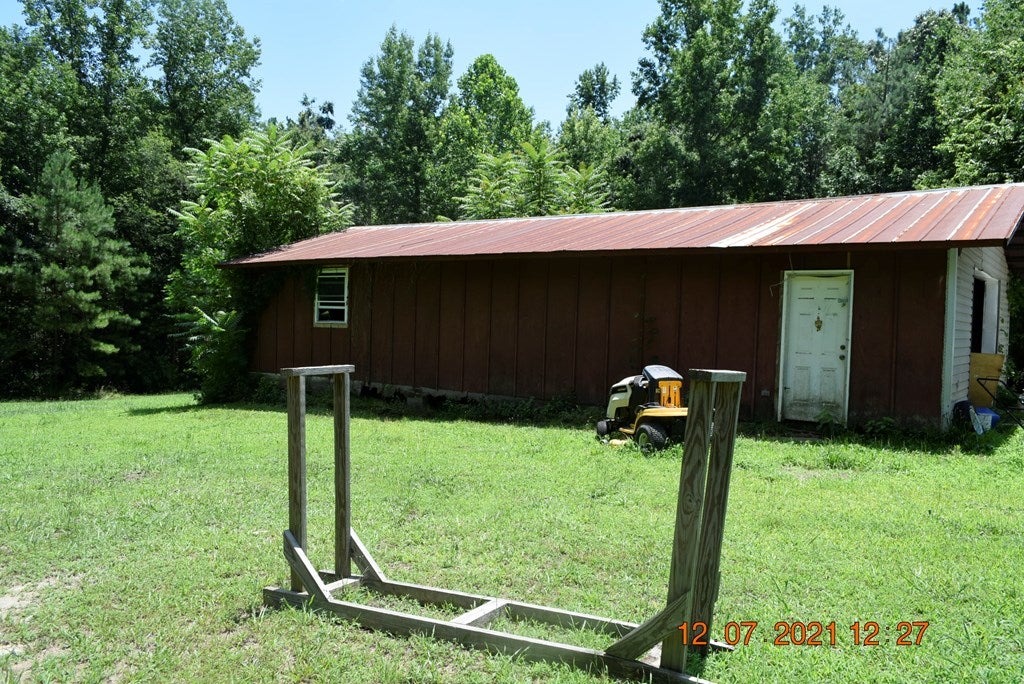1025 Mill Road Blackstone, VA 23824 - Photo 3 of 7 Gallery Image 3