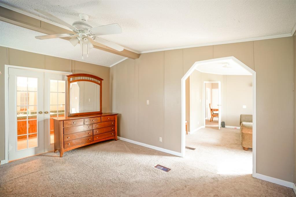 126 Sorrel Way Alvarado, TX 76009 - Photo 19 of 29