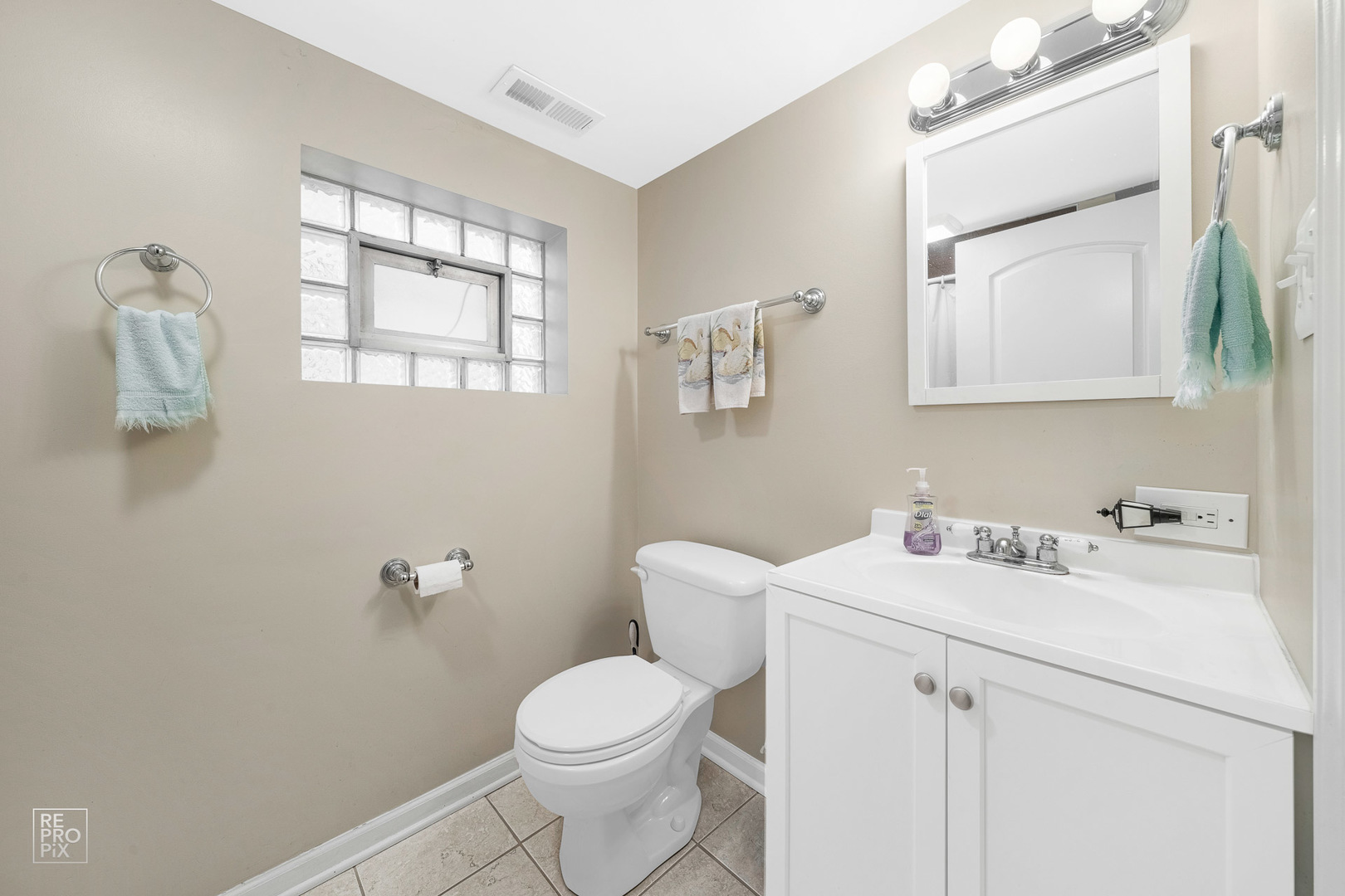 5330 State Road Burbank, IL 60459 - Photo 7 of 10