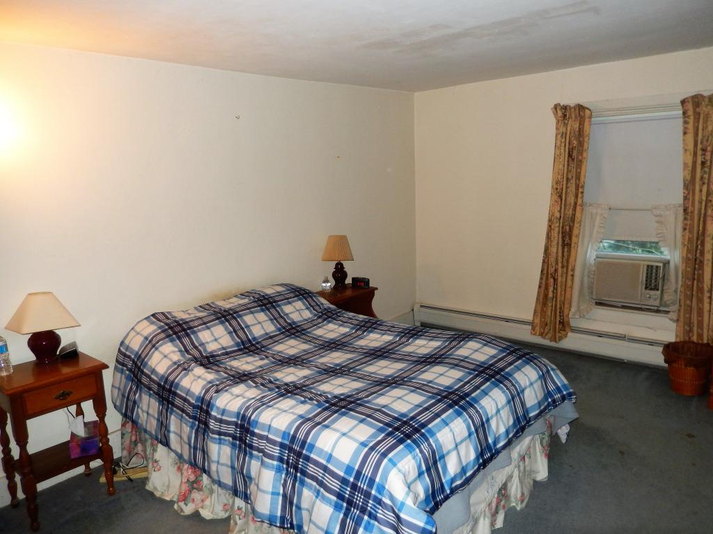 29 Hall Place Exeter, NH 03833 - Photo 13 of 23