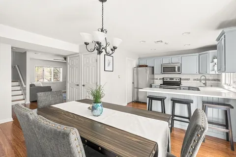 $549,999 | 305 Salem Street, Unit 203, Woburn, MA 01801