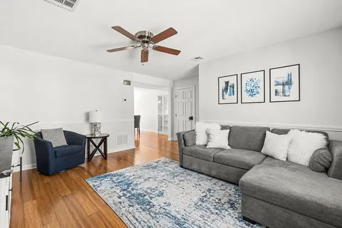 $549,999 | 305 Salem Street, Unit 203, Woburn, MA 01801
