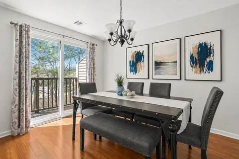 $549,999 | 305 Salem Street, Unit 203, Woburn, MA 01801