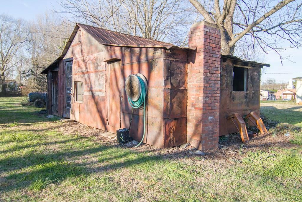 604 A Mauney Road Stanley, NC 28164 - Photo 18 of 23 Gallery Image 18
