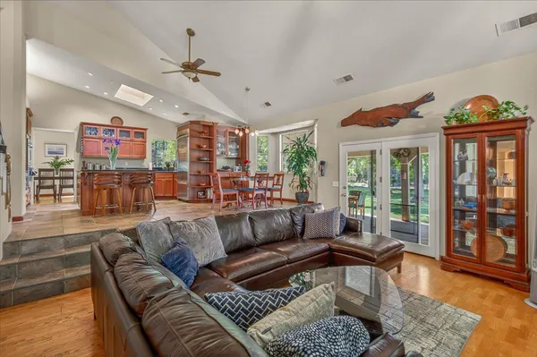$1,050,000 | 6155 Dockery Avenue, Clovis, CA 93619
