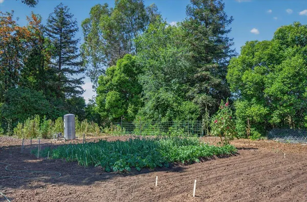 $1,050,000 | 6155 Dockery Avenue, Clovis, CA 93619