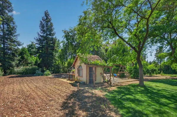 $1,050,000 | 6155 Dockery Avenue, Clovis, CA 93619