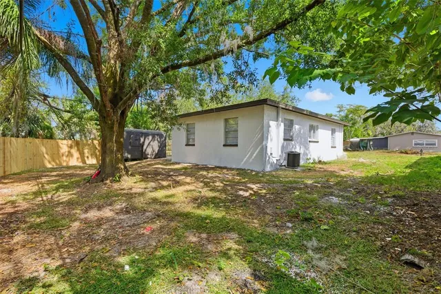 a picture of city view