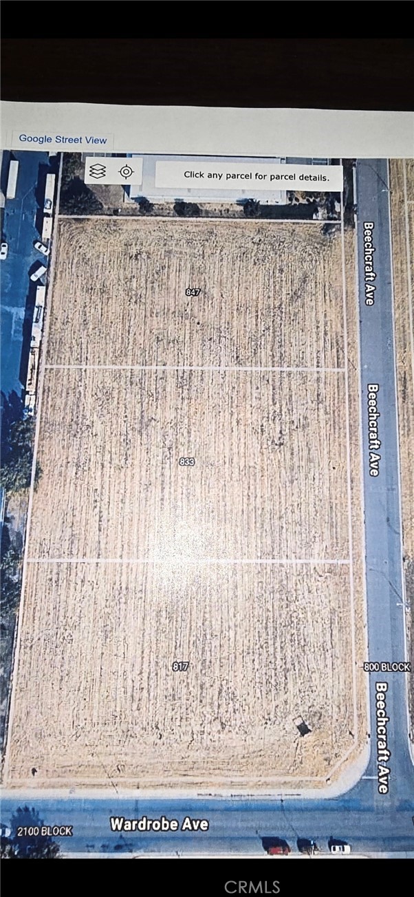 817 Beechcraft Avenue Merced, CA 95341 - Photo 6 of 7 a view of a dresser