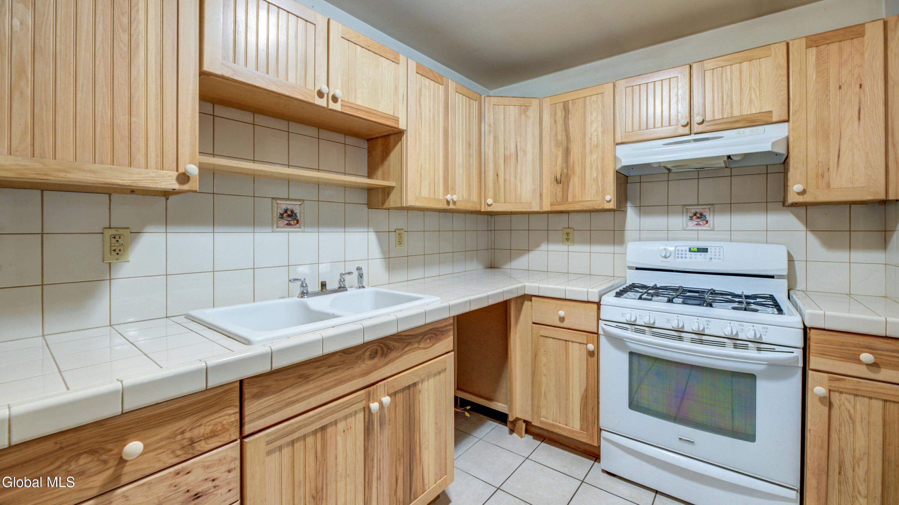 241 Windfall Road Wells, NY 12190 - Photo 7 of 57 241 Windfall Rd-28