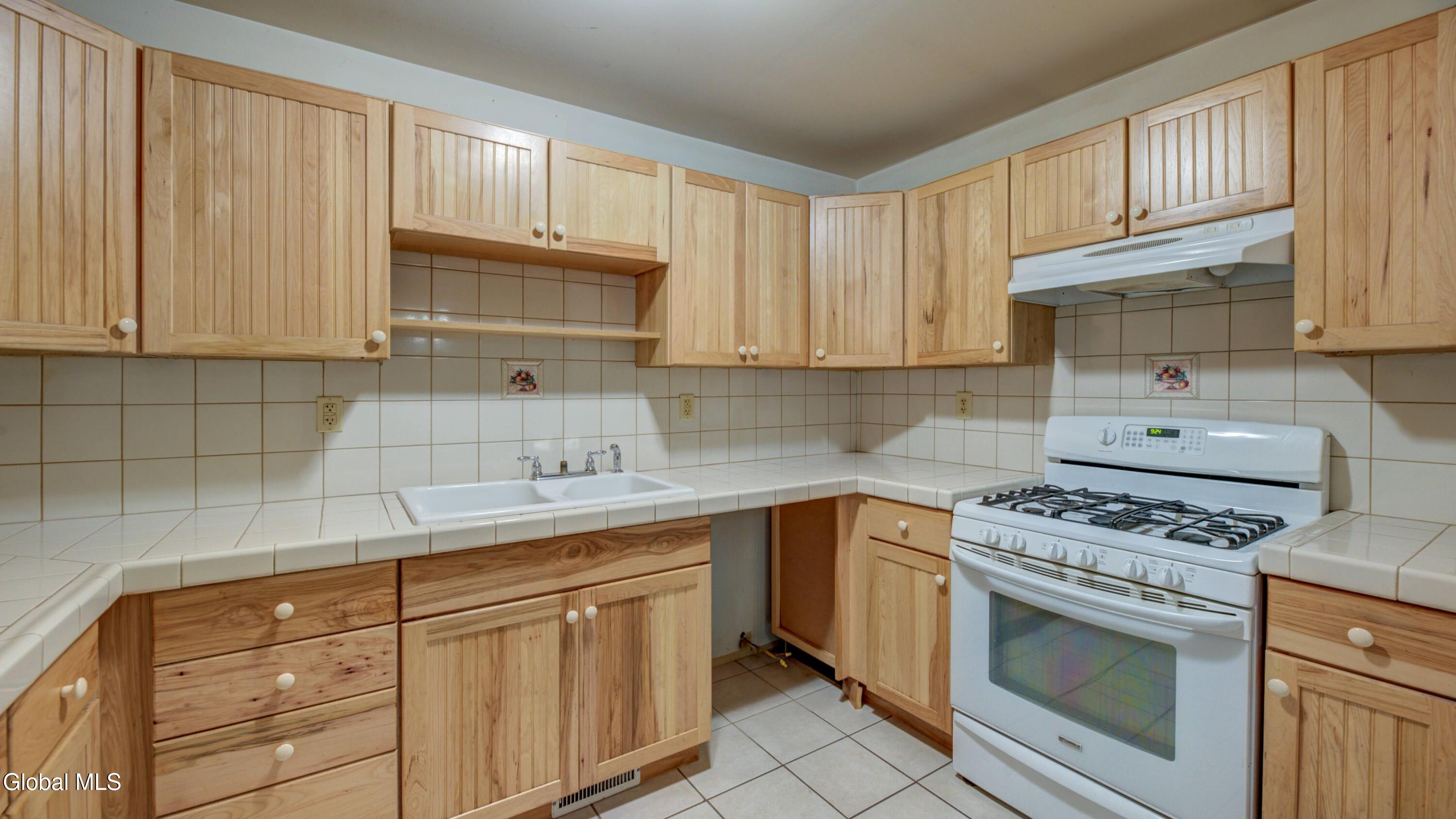 241 Windfall Road Wells, NY 12190 - Photo 7 of 75 241 Windfall Rd-25