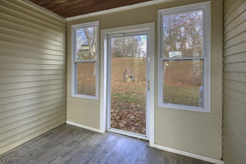 10 Maple Street Peapack-Gladstone, NJ 07977 - Photo 12 of 24