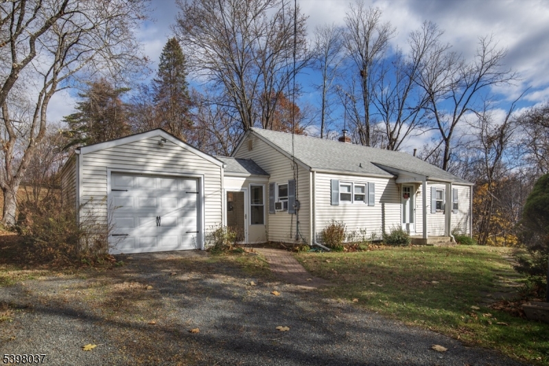 10 Maple Street Peapack-Gladstone, NJ 07977 - Photo 22 of 24