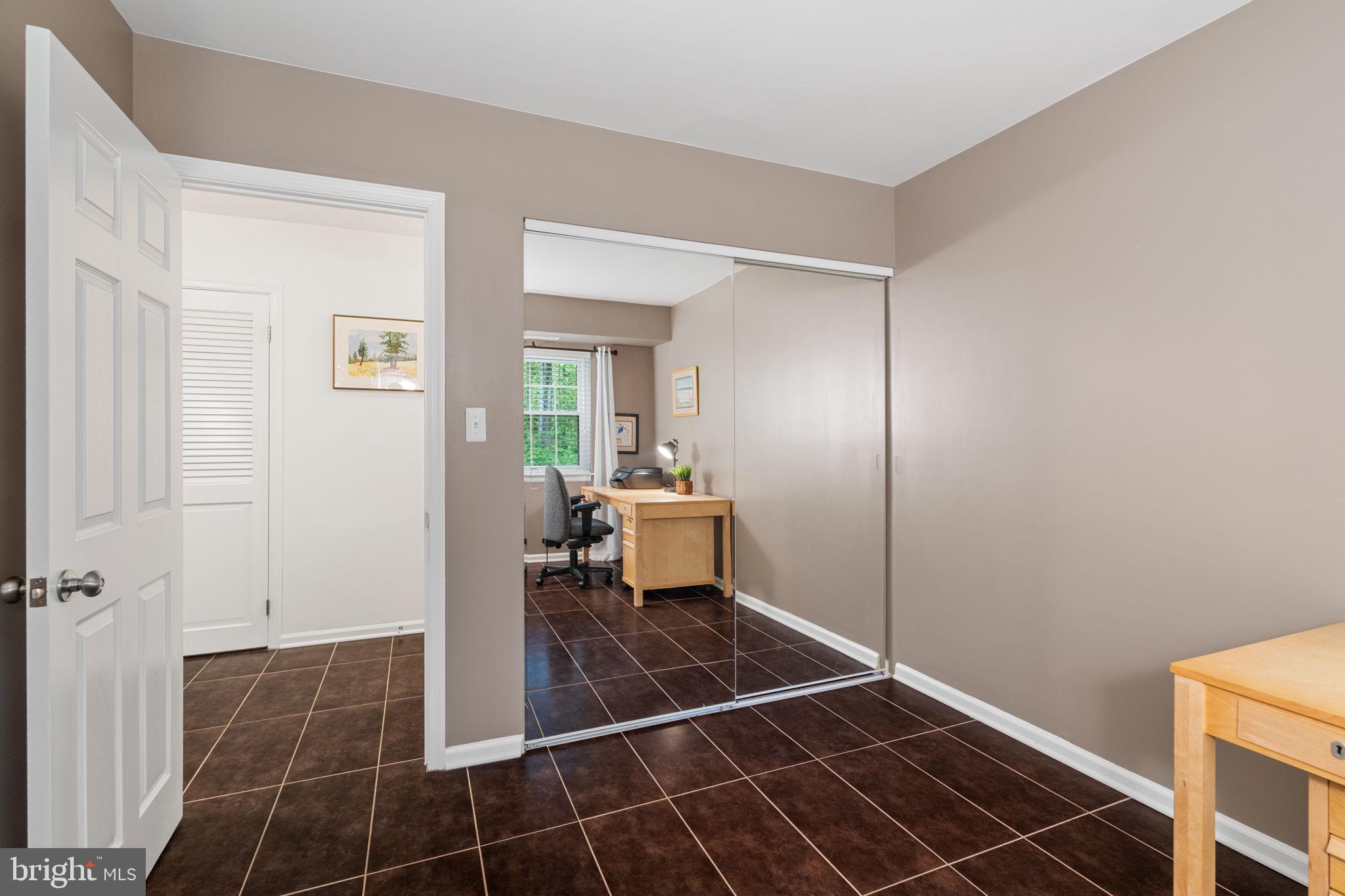 5804 Cove Landing Road, Unit 101 Burke, VA 22015 - Photo 27 of 37 3rd Bedroom