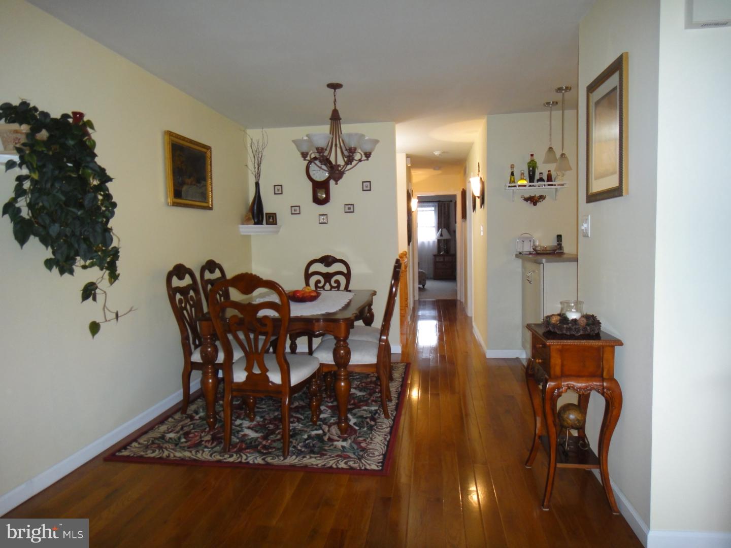 2806 Welsh Road, Unit A Philadelphia, PA 19152 - Photo 4 of 21 Gallery Image 4