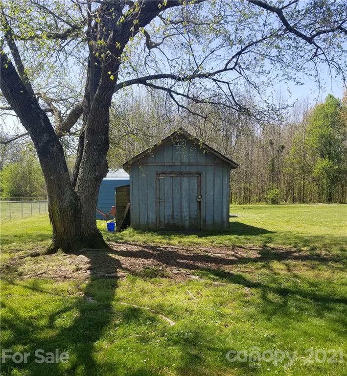 932 Smith Grove Road Oakboro, NC 28129 - Photo 3 of 45 Gallery Image 3
