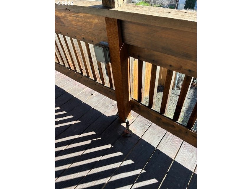 518 Northwest 4th Street Pendleton, OR 97801 - Photo 33 of 39 a view of entryway