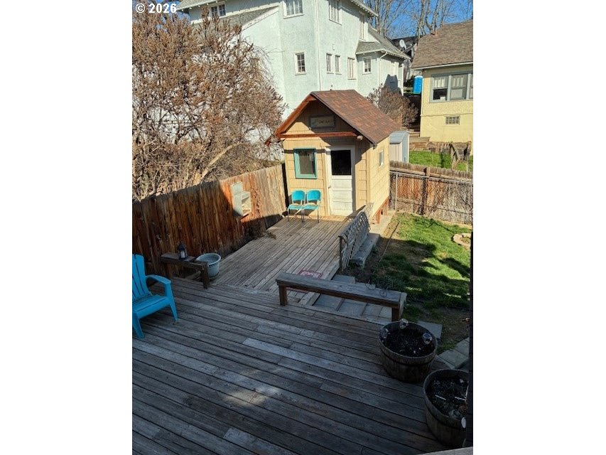 518 Northwest 4th Street Pendleton, OR 97801 - Photo 34 of 39 a house view with a outdoor space