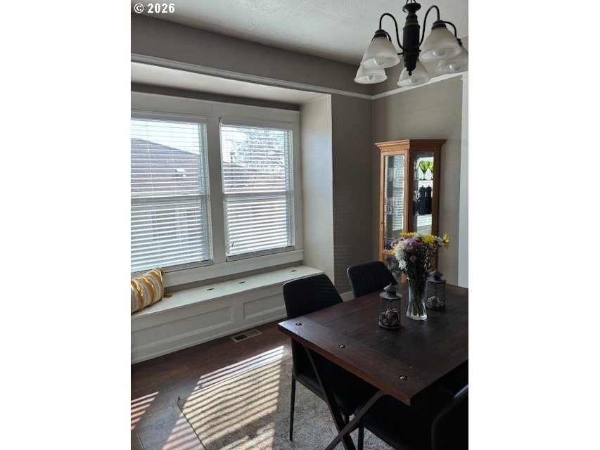 518 Northwest 4th Street Pendleton, OR 97801 - Photo 7 of 39 a room with a sink and a window