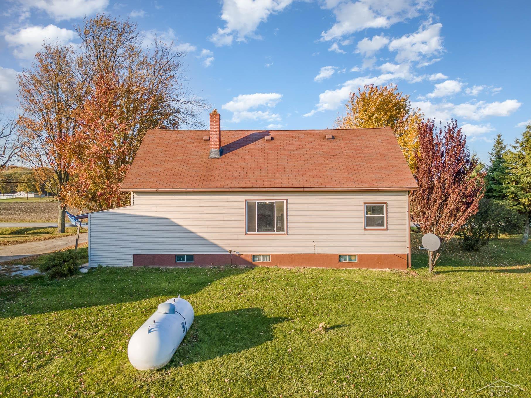 1907 West Neuman Road Pinconning, MI 48650 - Photo 10 of 28 50093989-9.JPG