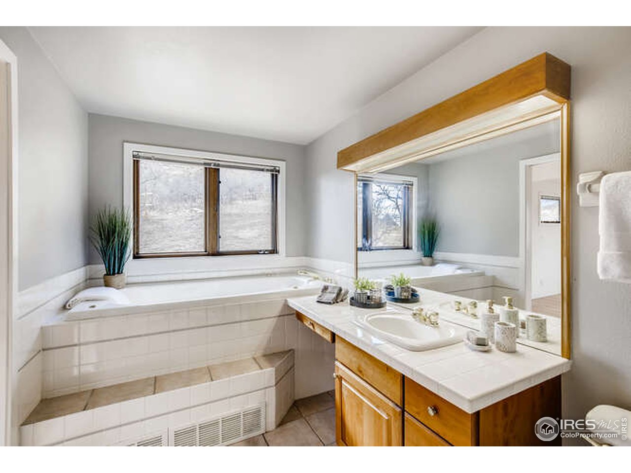5793 Olde Stage Road Boulder, CO 80302 - Photo 27 of 37