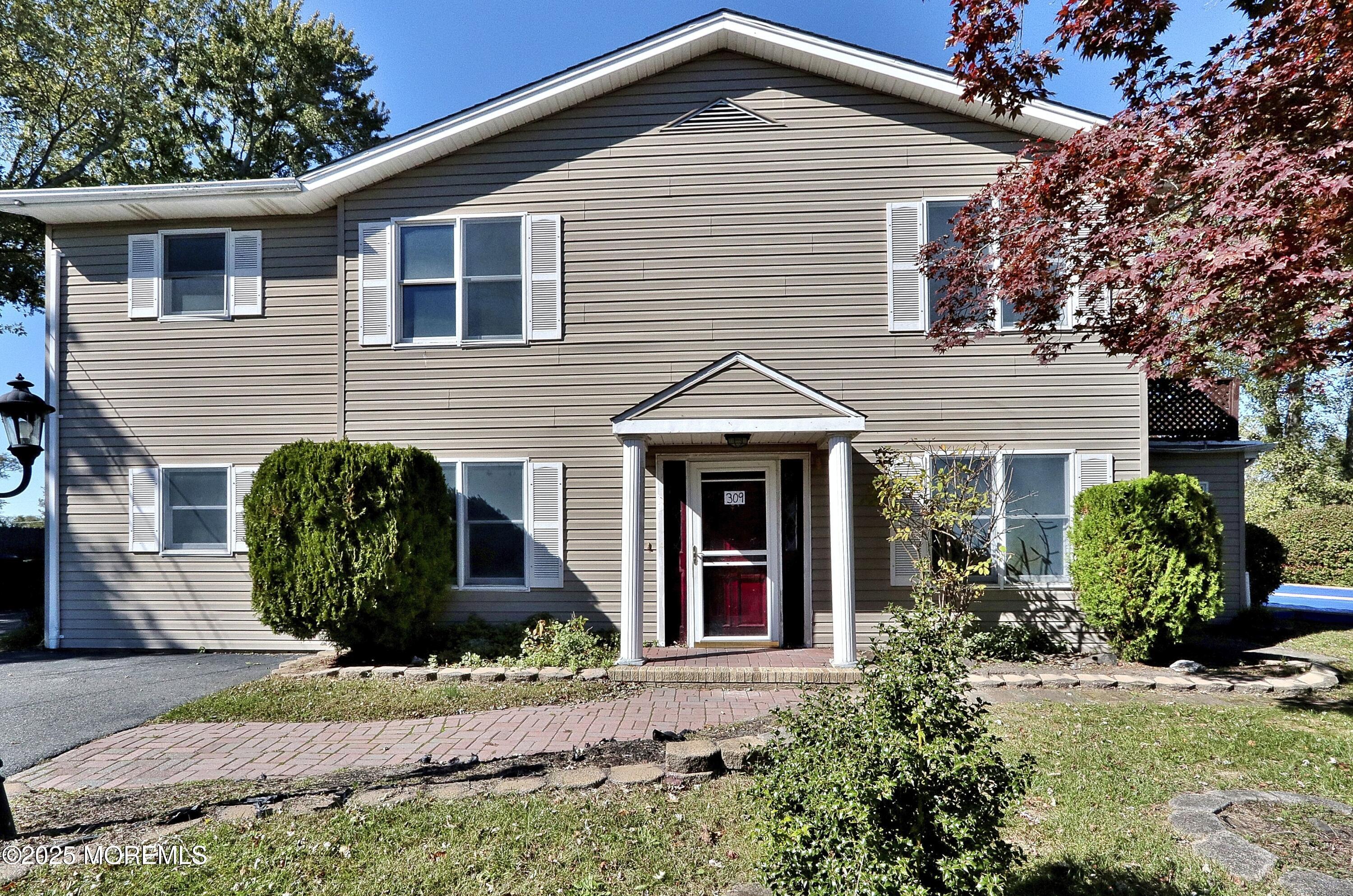 309 Deal Avenue Neptune Township, NJ 07753 - Photo 18 of 27 IMG_8522