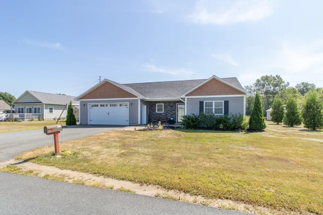 $330,000 | 274 Dashner Circle, Derby Line, VT 05830